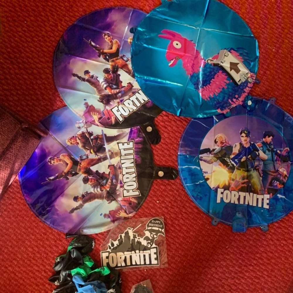Fortnite party supplies